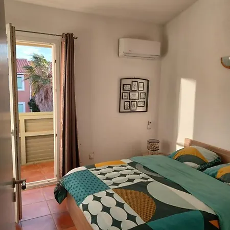 Charmante Dans Village Naturiste * Leucate